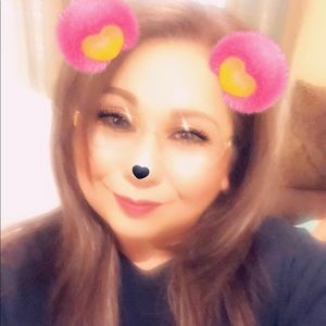 Meet your Posher, Delma